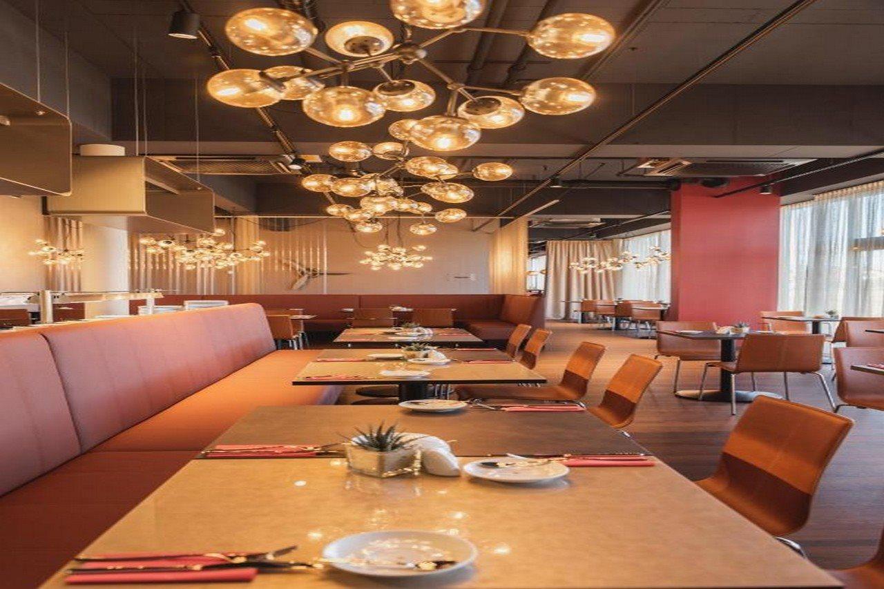 格拉茨机场爱米迪亚快捷酒店 Feldkirchen bei Graz 外观 照片