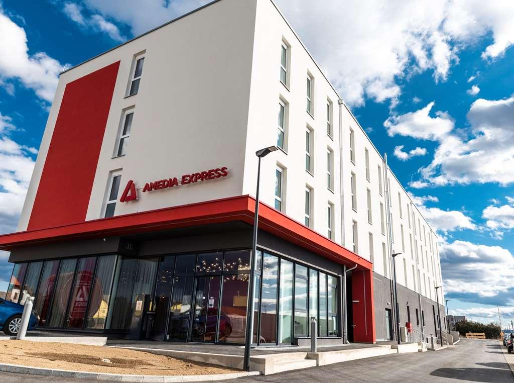 格拉茨机场爱米迪亚快捷酒店 Feldkirchen bei Graz 外观 照片